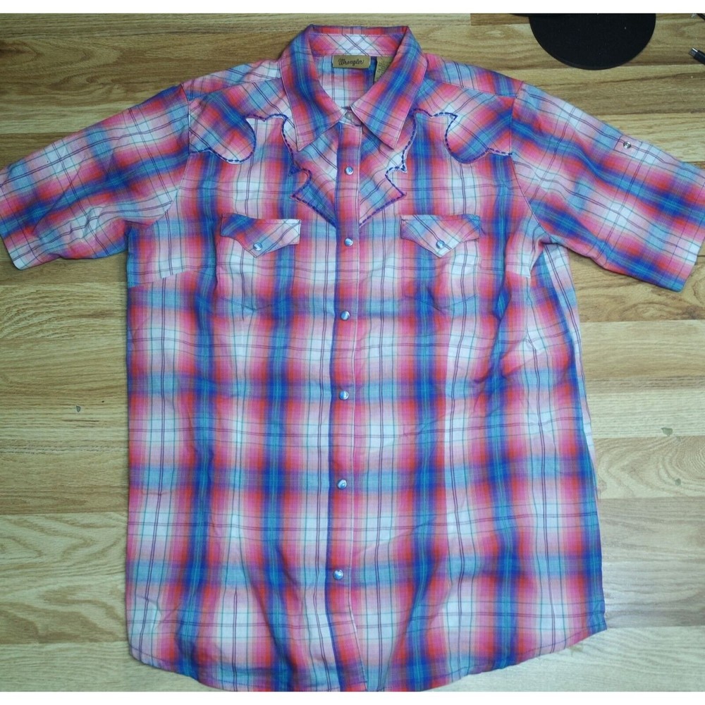 Wrangler - Women's Western Retro Shirt Size Medium LW5013M Snap Button Up